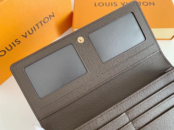 LVコピーウォレット素材ディテール